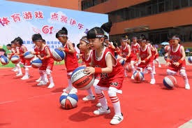 为国足加油！无人机闪耀“大莲花”